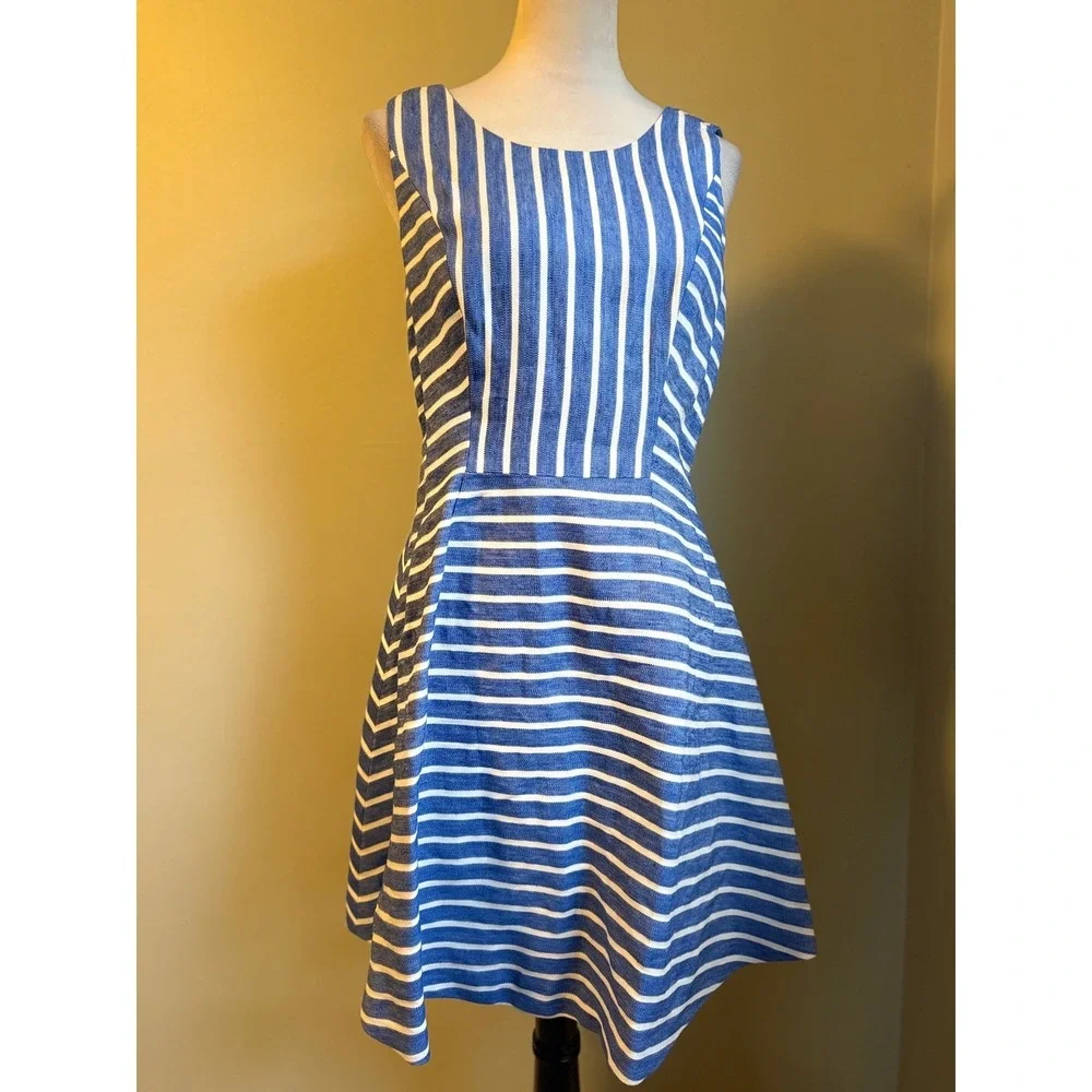 Vineyard Vines capture effortless